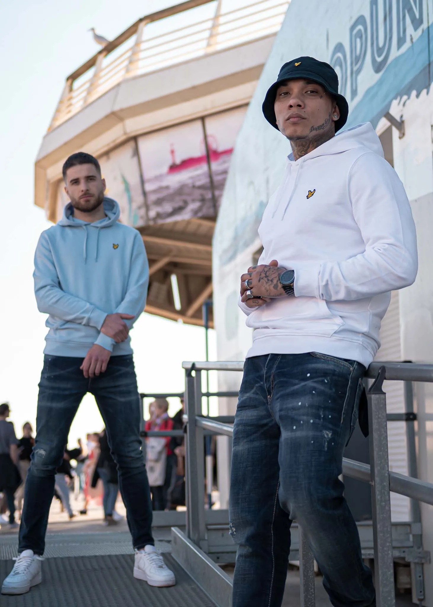Pullover hoodie - white