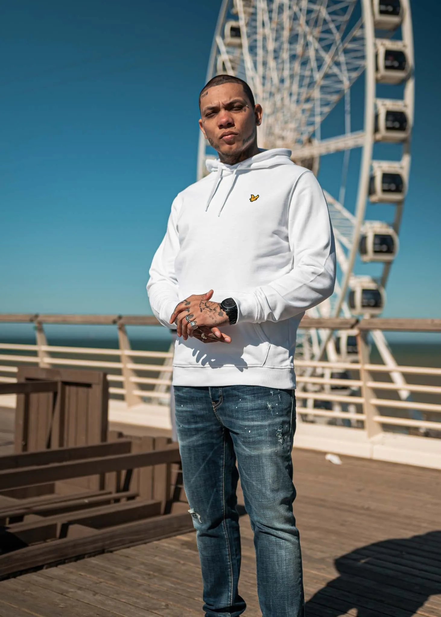 Pullover hoodie - white